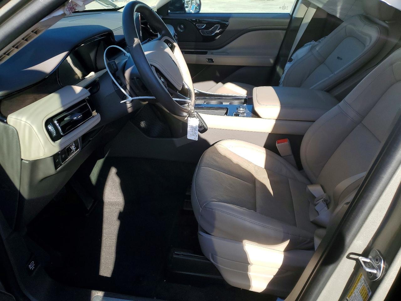 2023 LINCOLN AVIATOR RESERVE photo 7