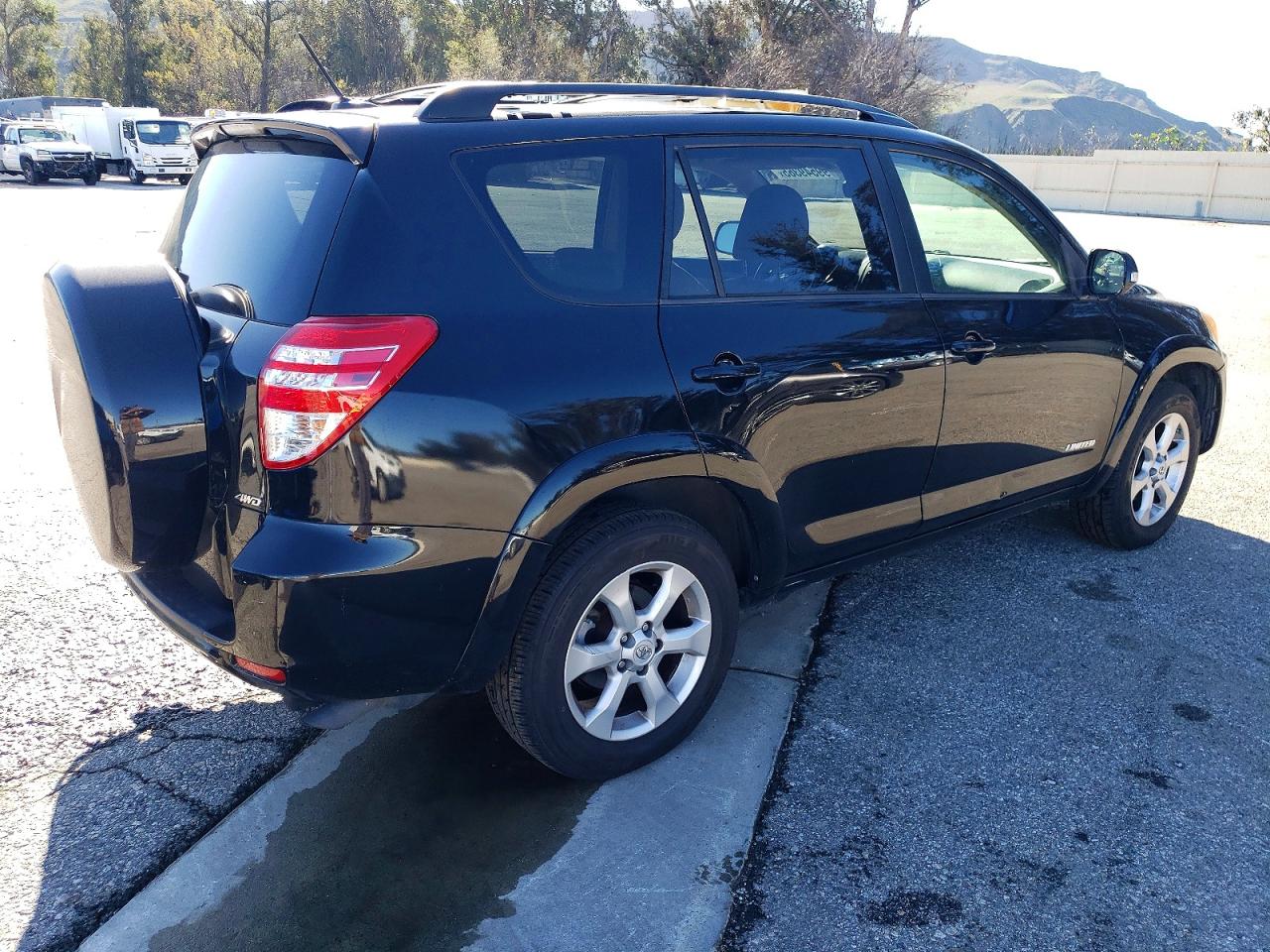 2009 TOYOTA RAV4 LIMITED photo 3