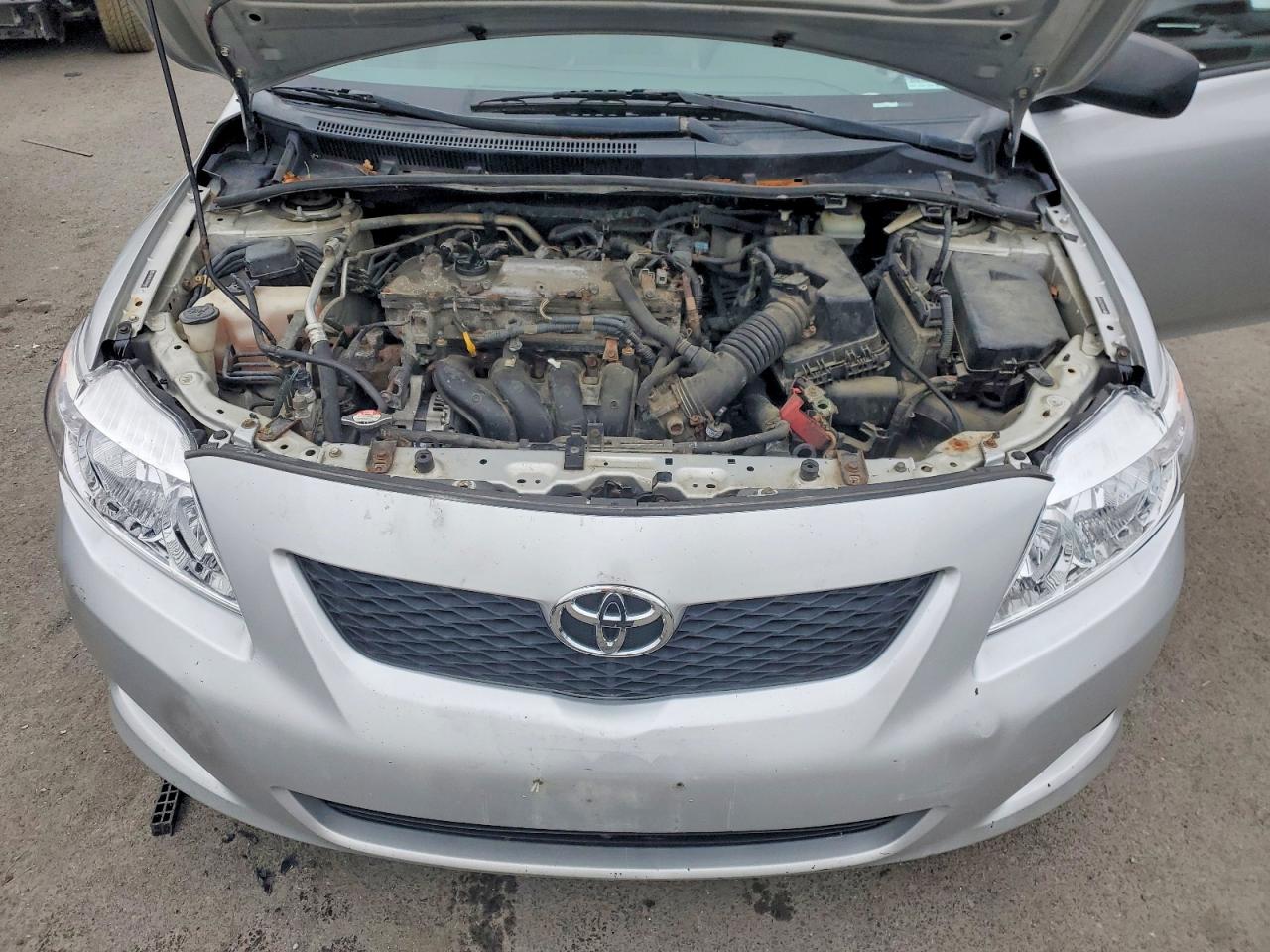 2010 TOYOTA COROLLA BASE photo 11