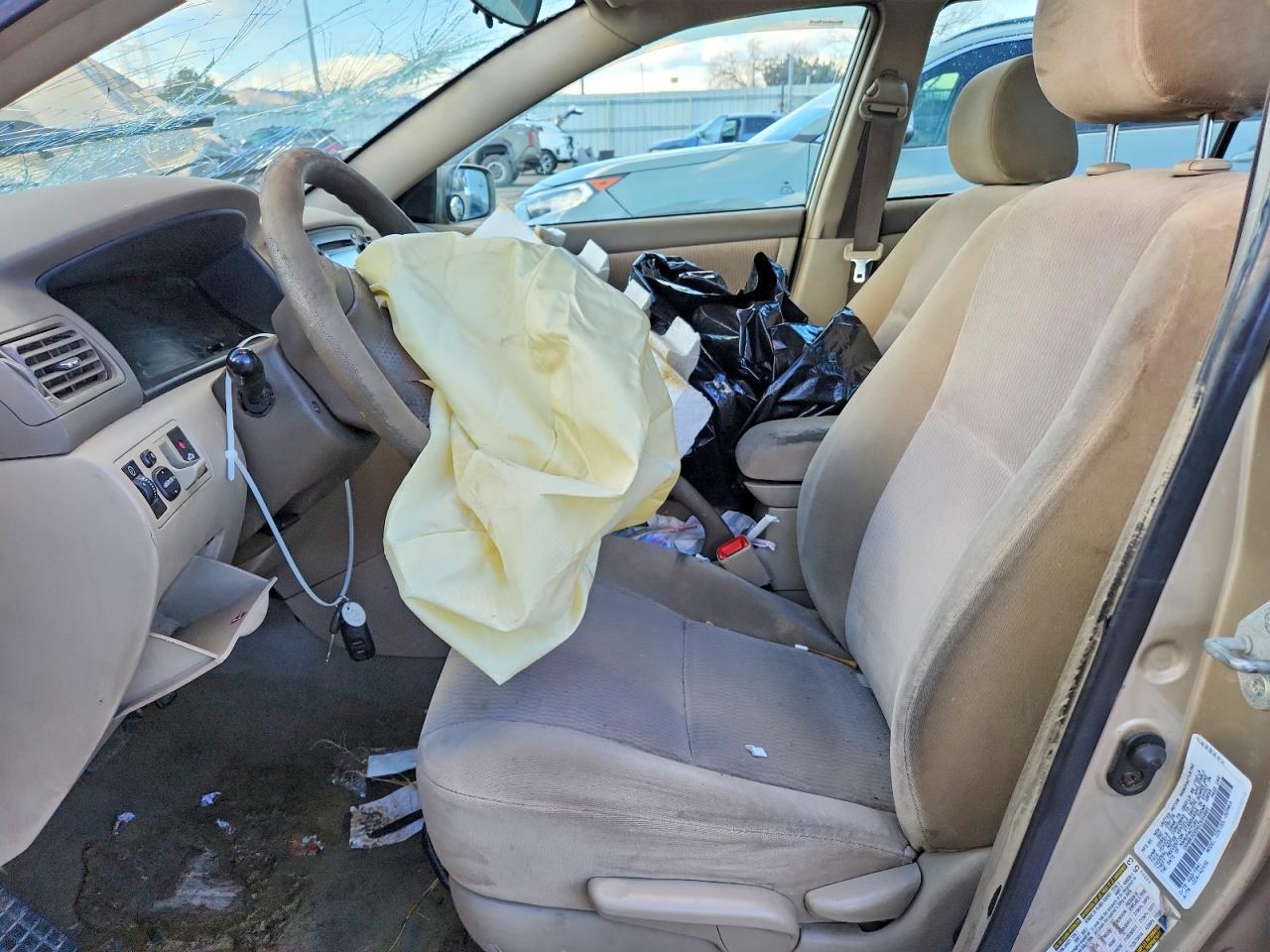 2006 TOYOTA COROLLA CE photo 7