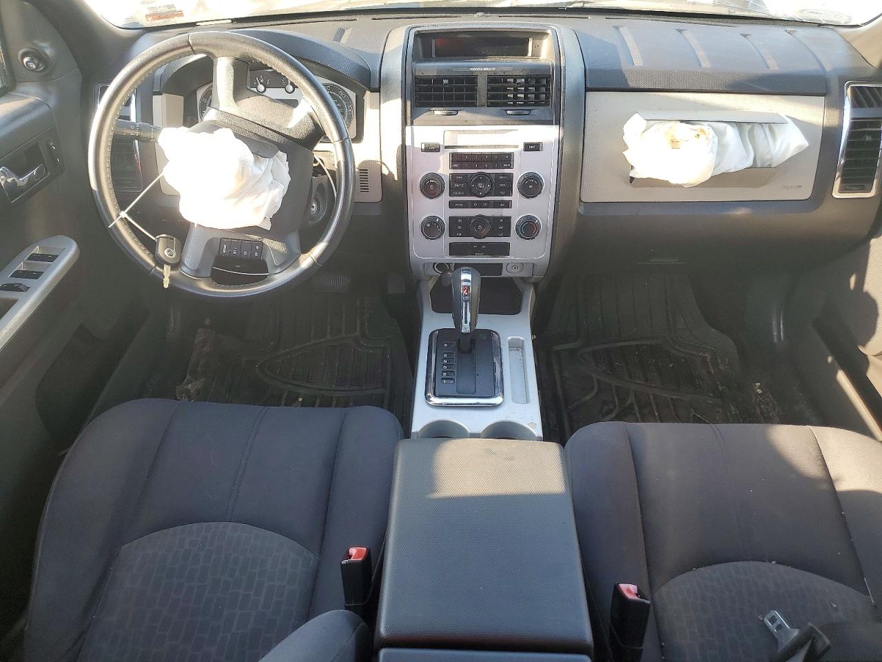2008 MERCURY MARINER photo 8