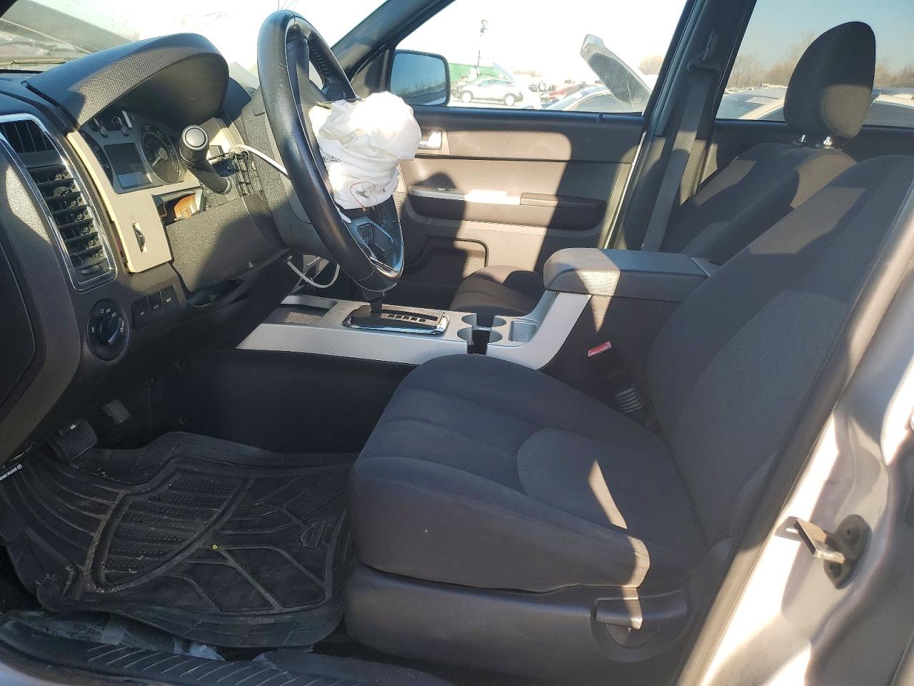 2008 MERCURY MARINER photo 7