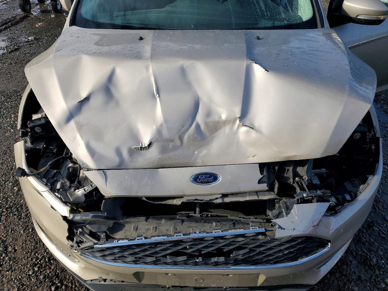 2017 FORD FOCUS SE photo 21