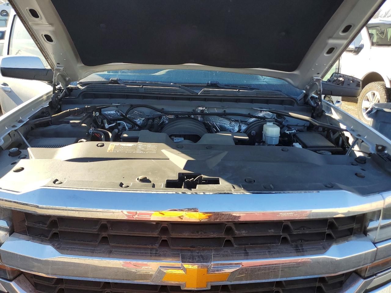 2017 CHEVROLET SILVERADO K1500 LT photo 11