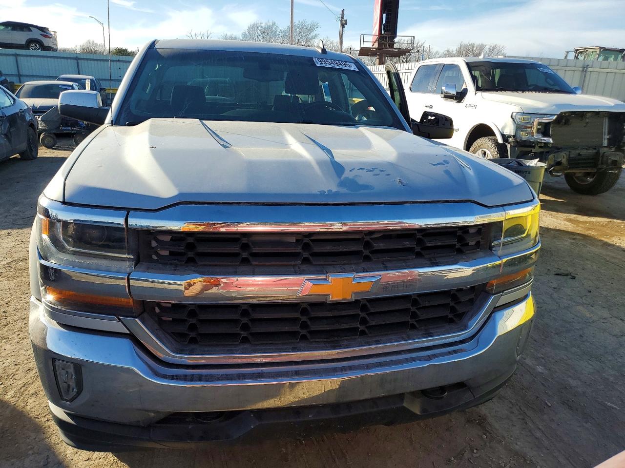 2017 CHEVROLET SILVERADO K1500 LT photo 5