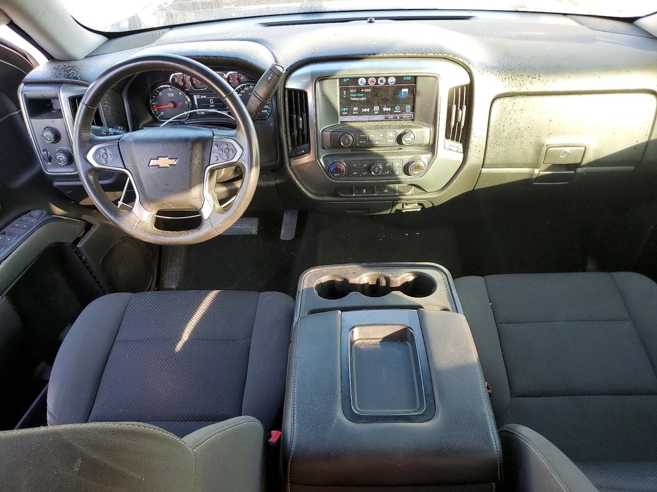 2017 CHEVROLET SILVERADO K1500 LT photo 8