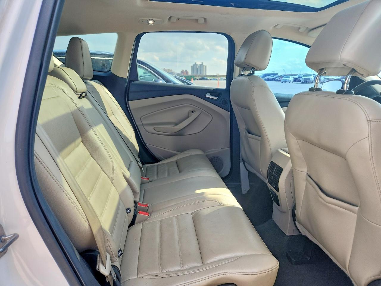 2017 FORD ESCAPE TITANIUM photo 11
