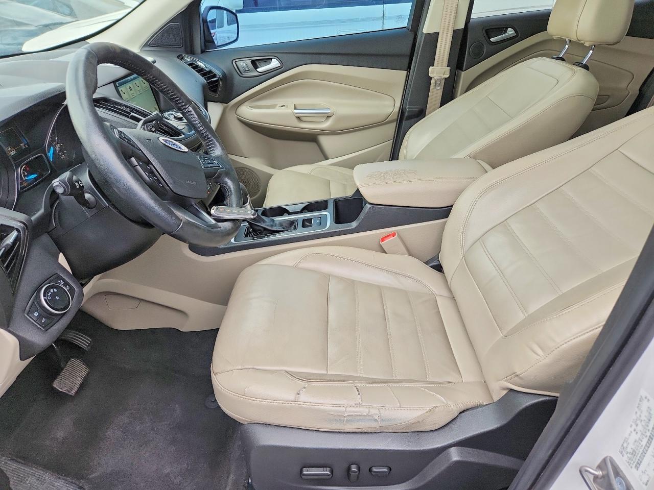 2017 FORD ESCAPE TITANIUM photo 7