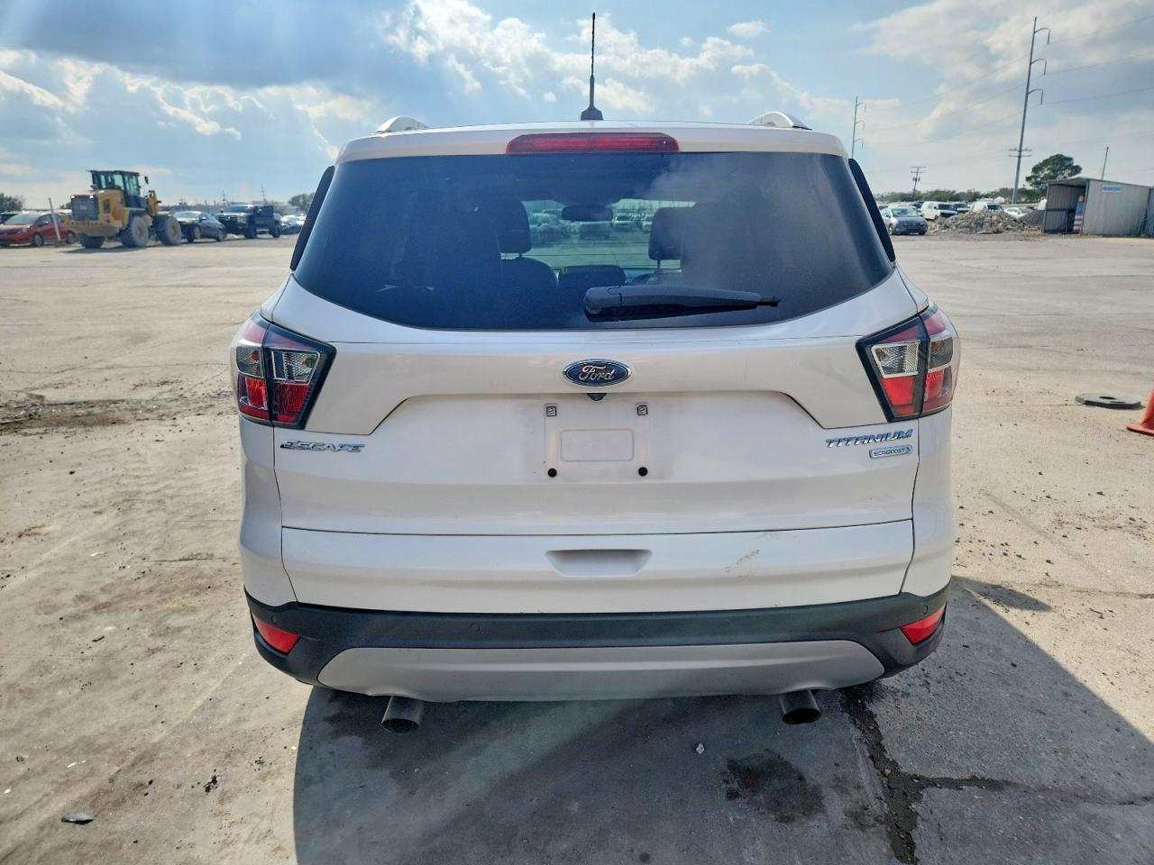 2017 FORD ESCAPE TITANIUM photo 6