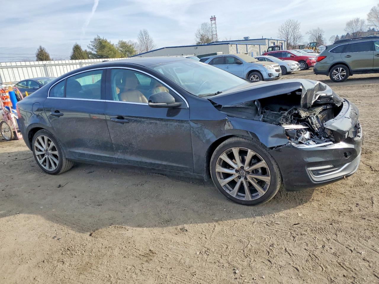 2017 VOLVO S60 PREMIER photo 4