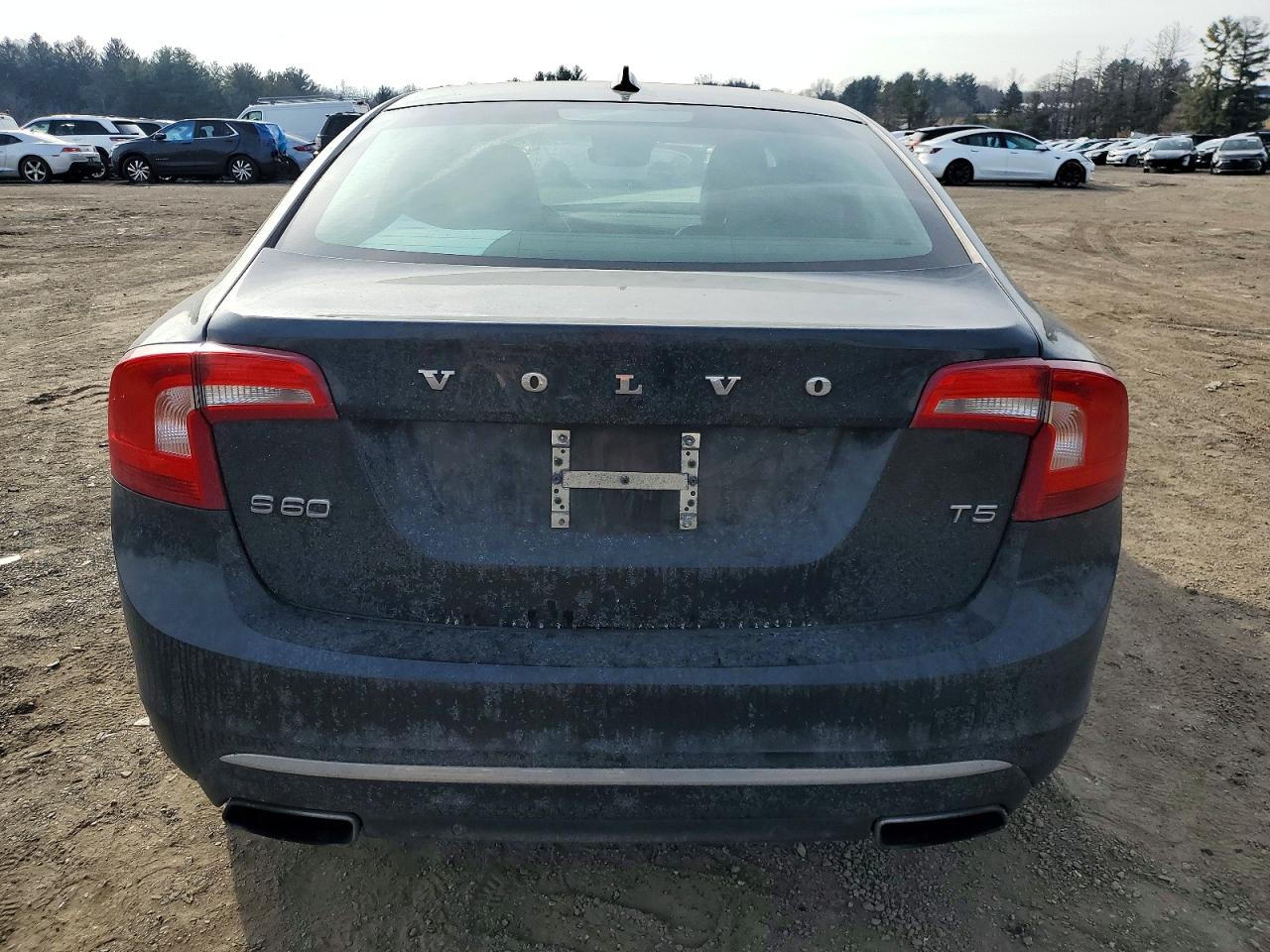 2017 VOLVO S60 PREMIER photo 6