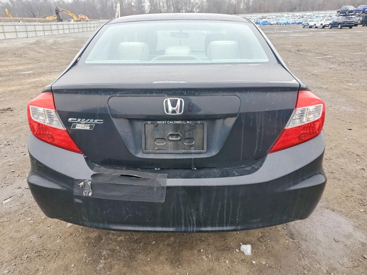 2012 HONDA CIVIC LX photo 6
