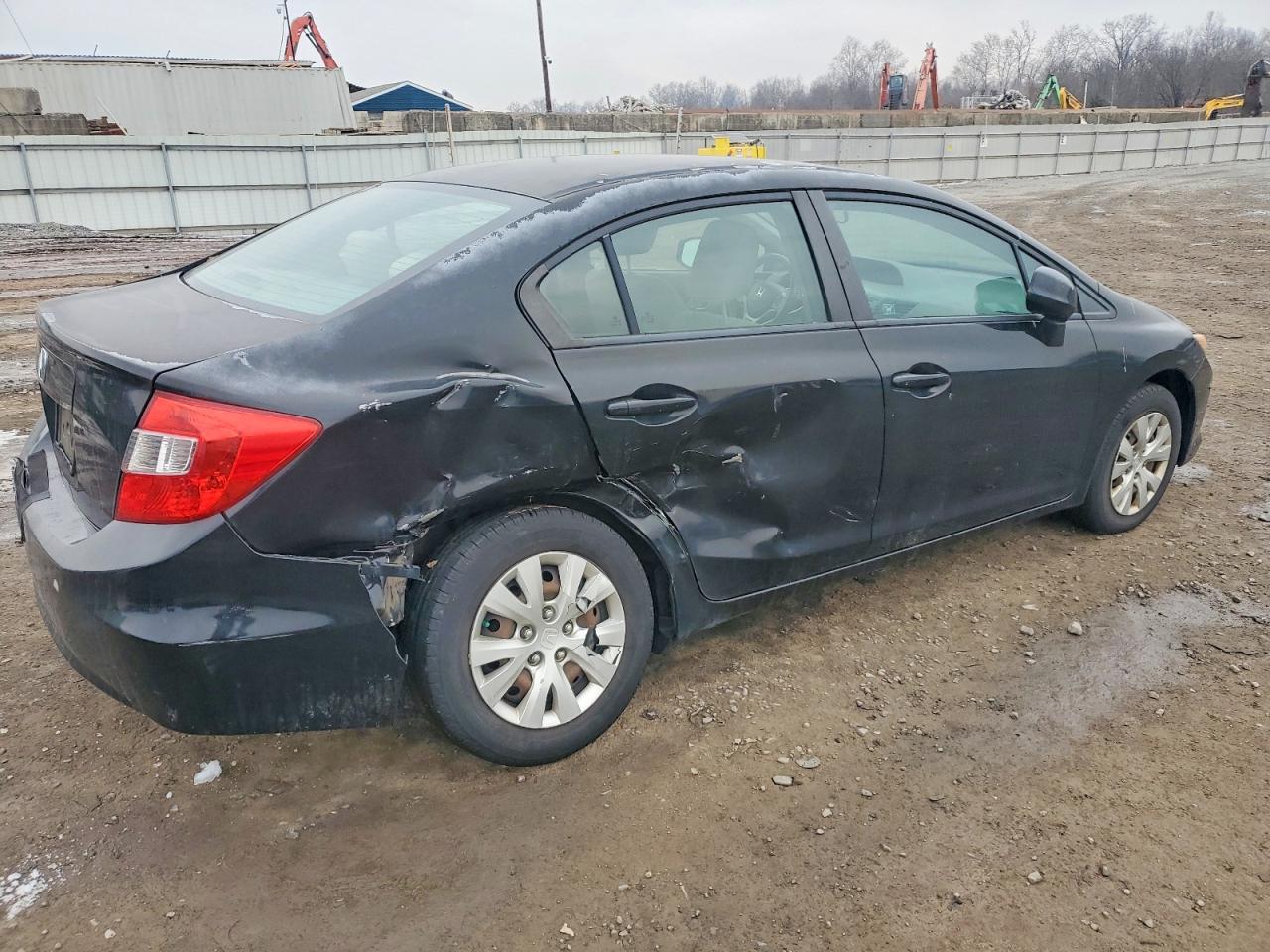 2012 HONDA CIVIC LX photo 3