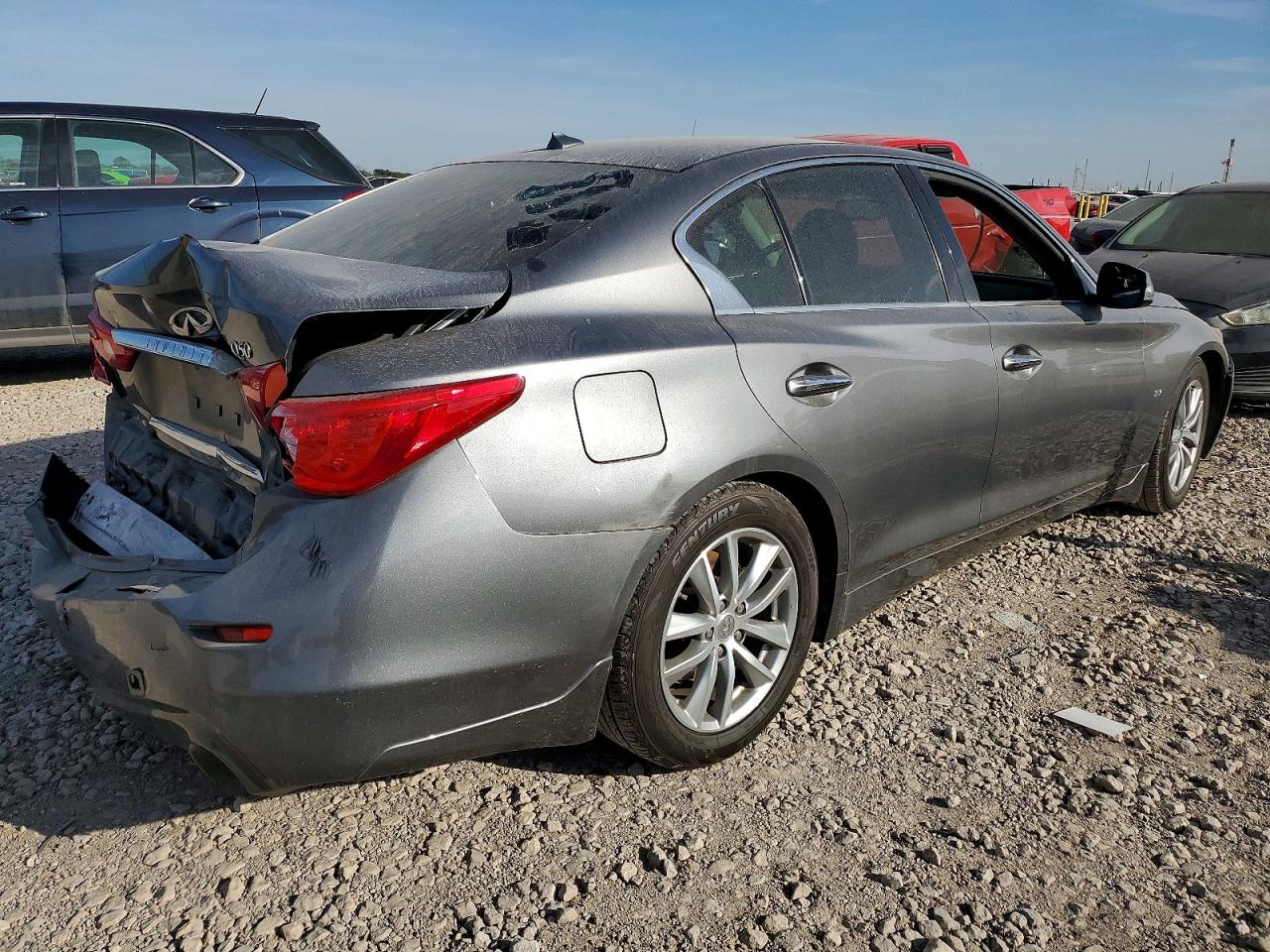 2015 INFINITI Q50 BASE photo 3