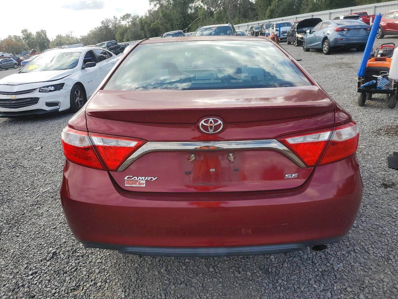 2016 TOYOTA CAMRY LE photo 6
