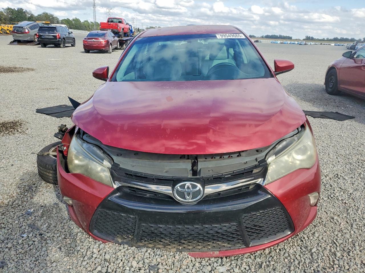2016 TOYOTA CAMRY LE photo 5