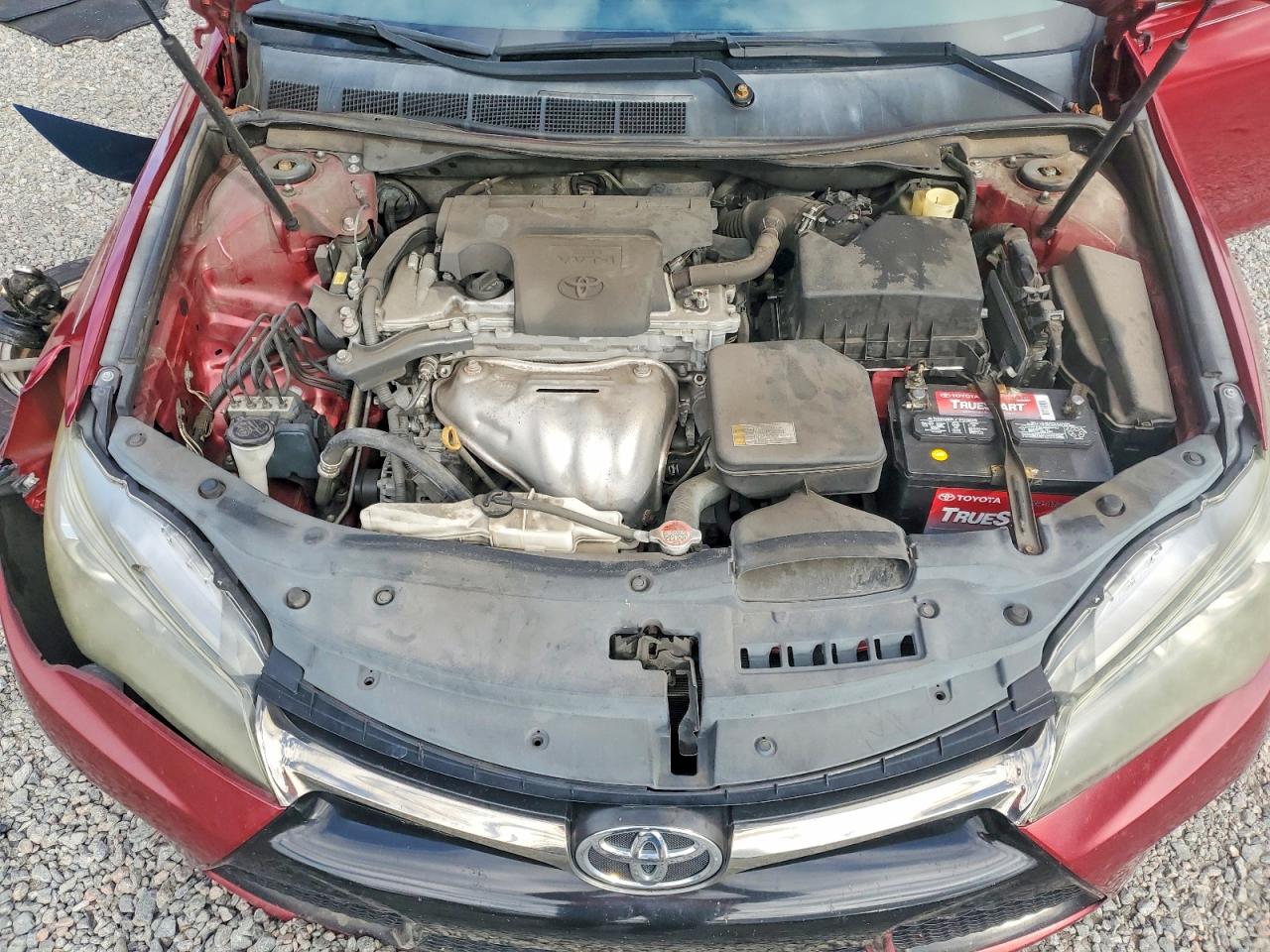 2016 TOYOTA CAMRY LE photo 11