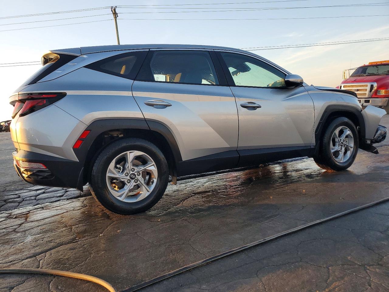 2023 HYUNDAI TUCSON SE photo 3