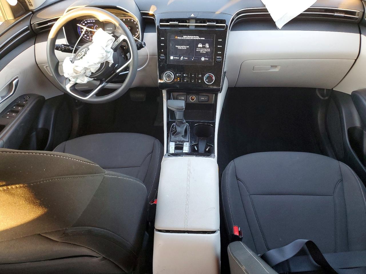 2023 HYUNDAI TUCSON SE photo 8