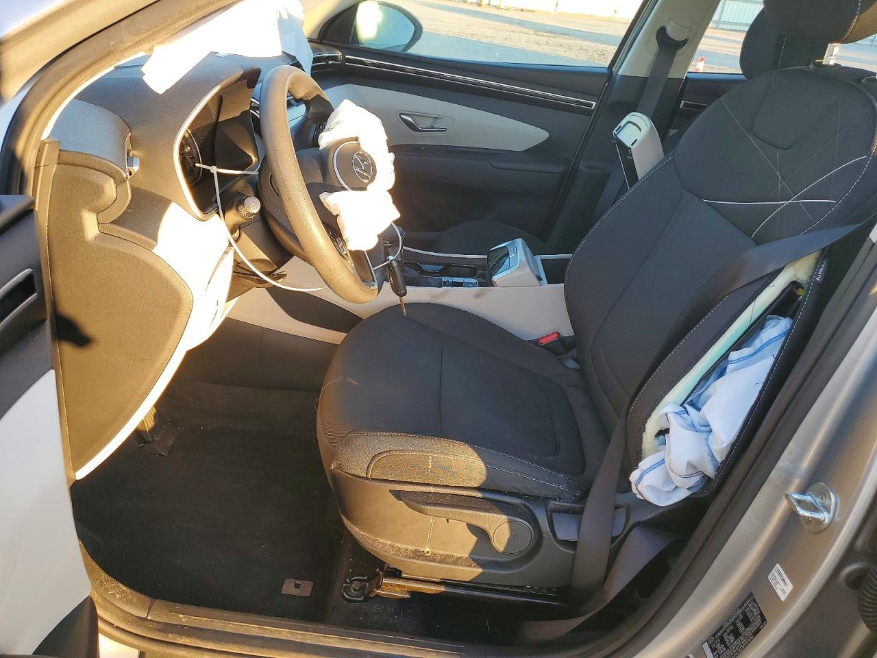 2023 HYUNDAI TUCSON SE photo 7