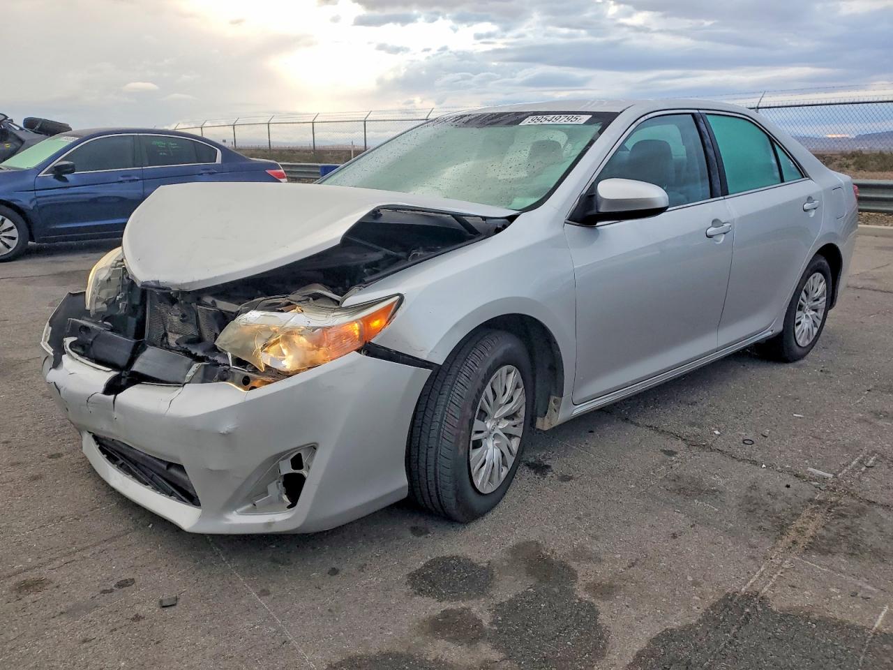 2014 TOYOTA CAMRY
