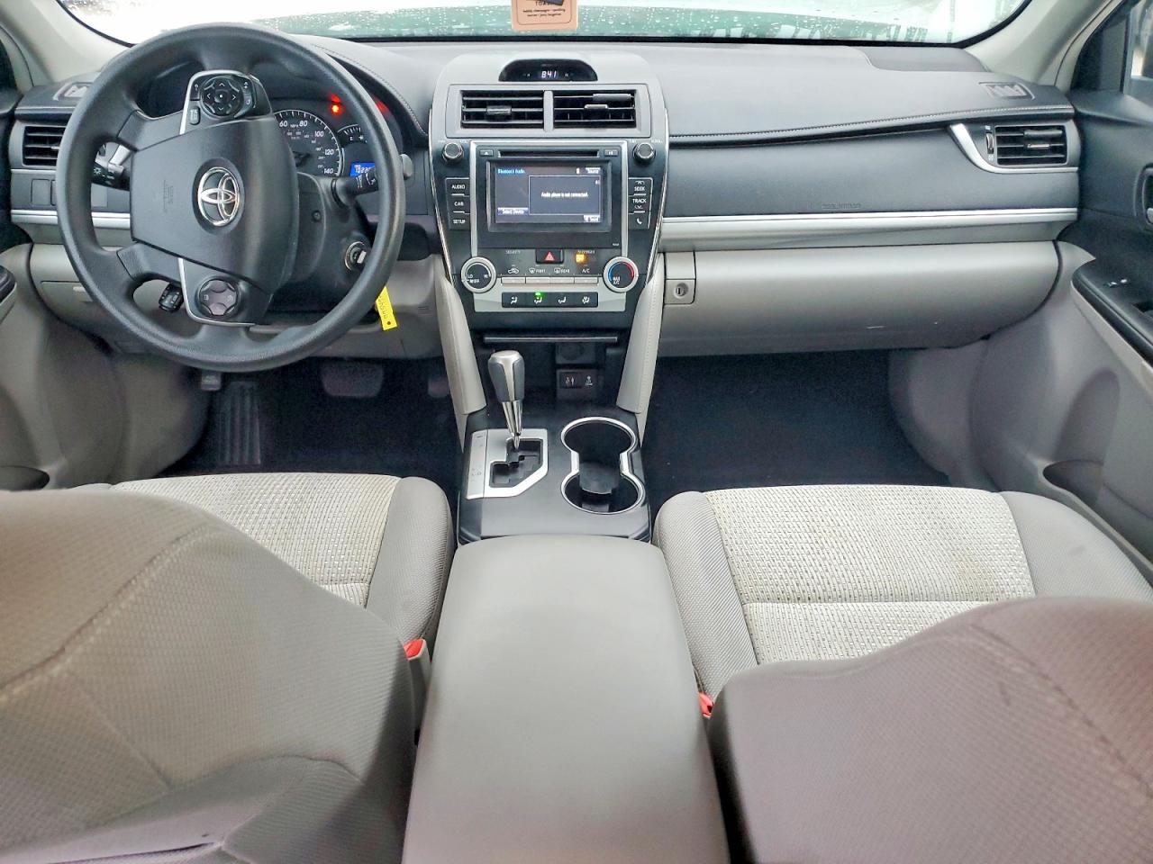 2014 TOYOTA CAMRY photo 8
