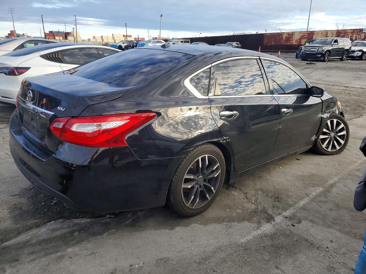 2017 NISSAN ALTIMA 2.5 photo 3