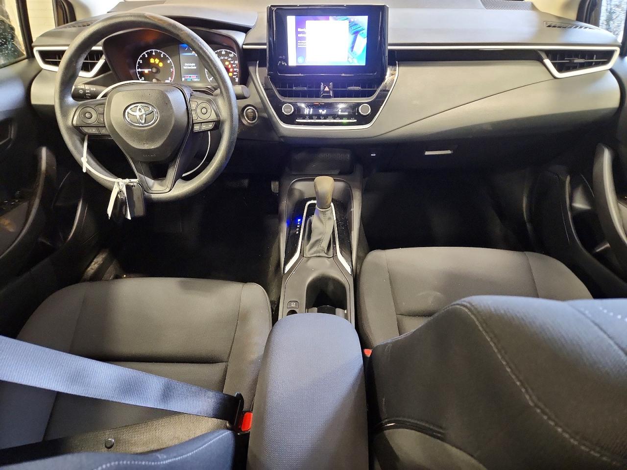 2024 TOYOTA COROLLA LE photo 8
