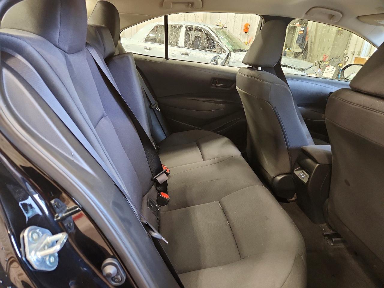 2024 TOYOTA COROLLA LE photo 10
