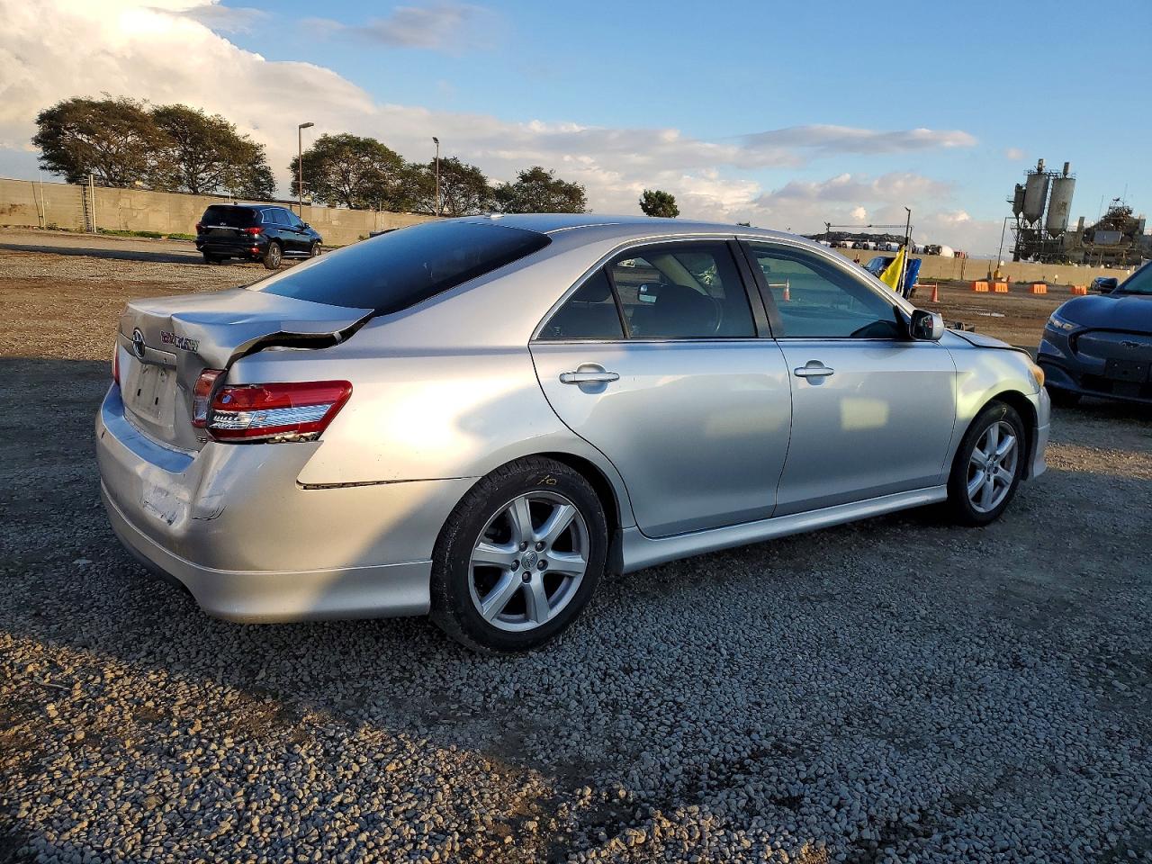 2011 TOYOTA CAMRY BASE photo 7