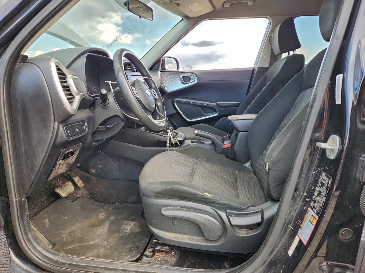 2020 KIA SOUL LX photo 7