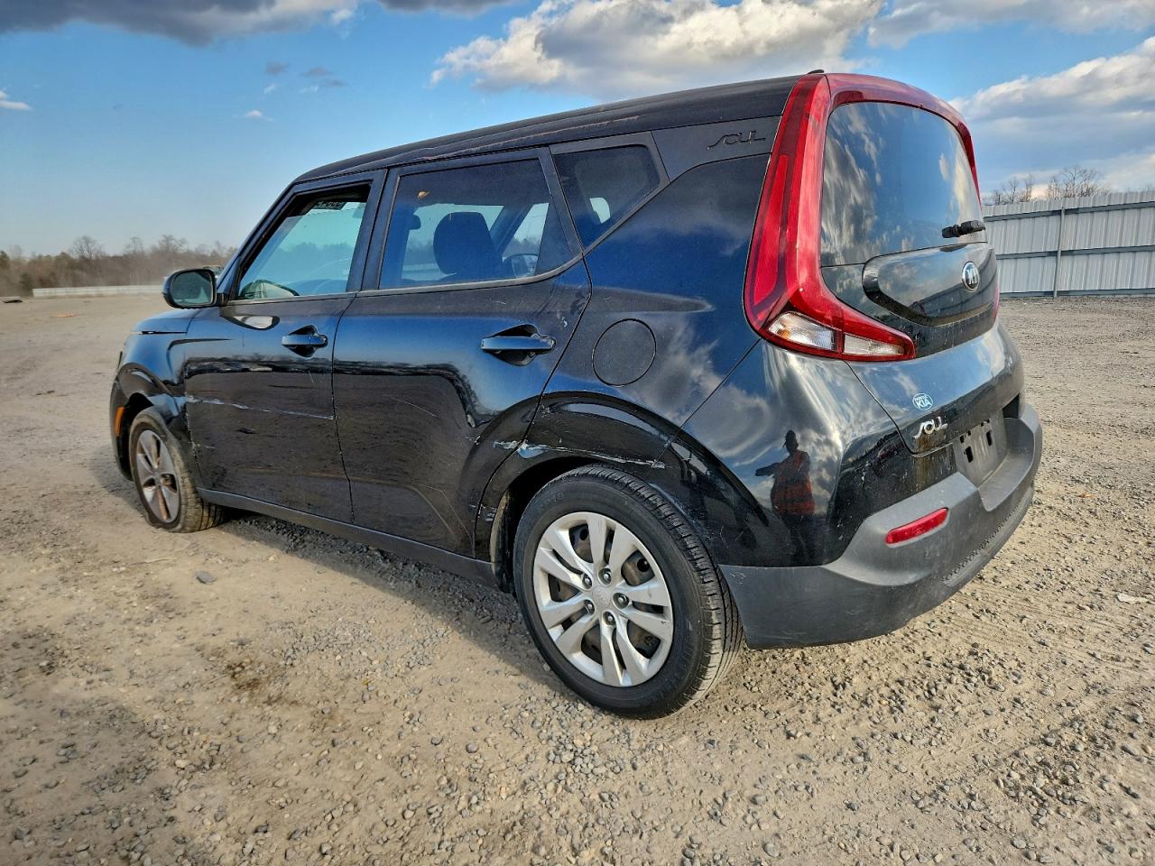 2020 KIA SOUL LX photo 2