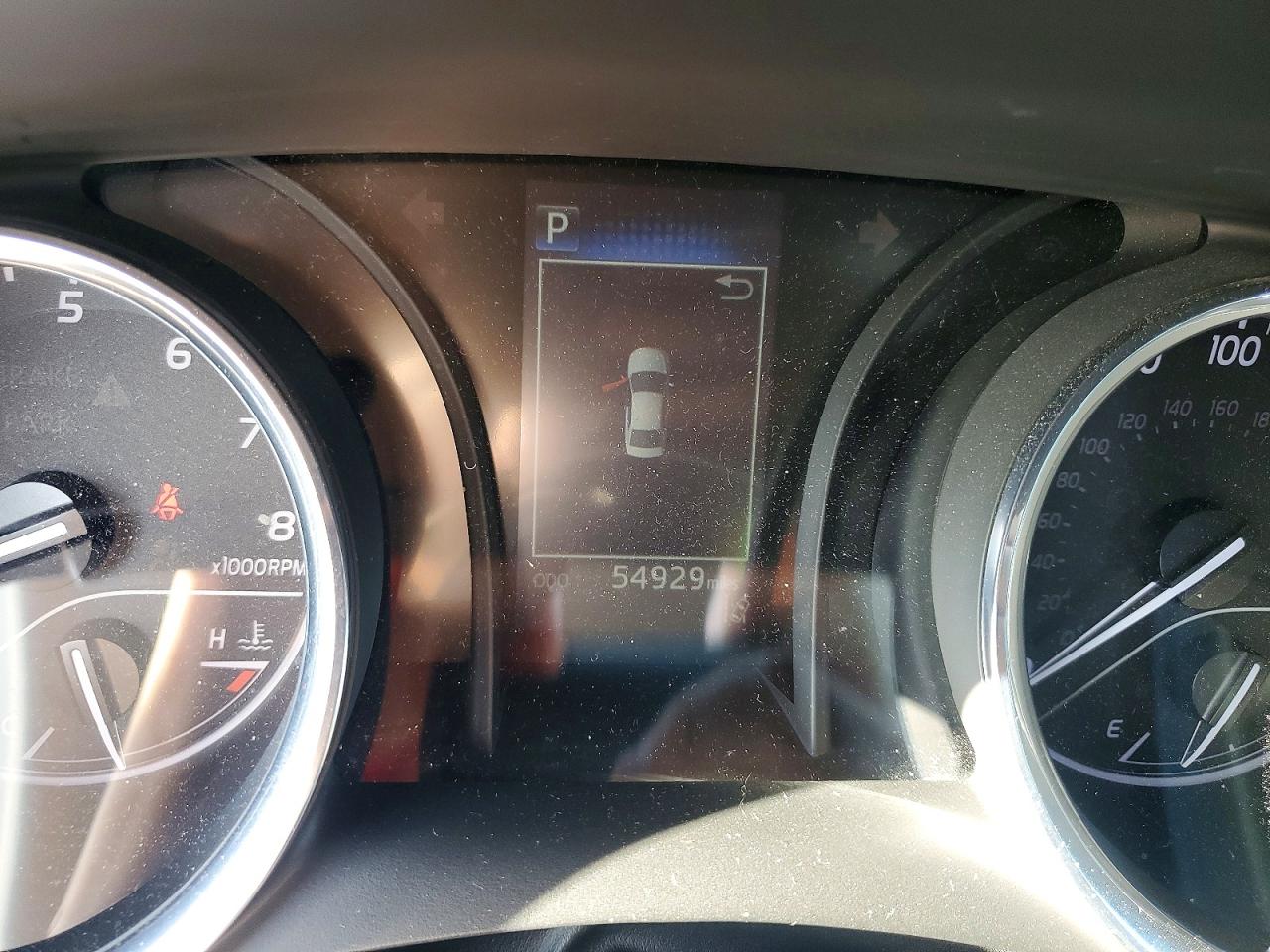 2019 TOYOTA CAMRY L photo 9