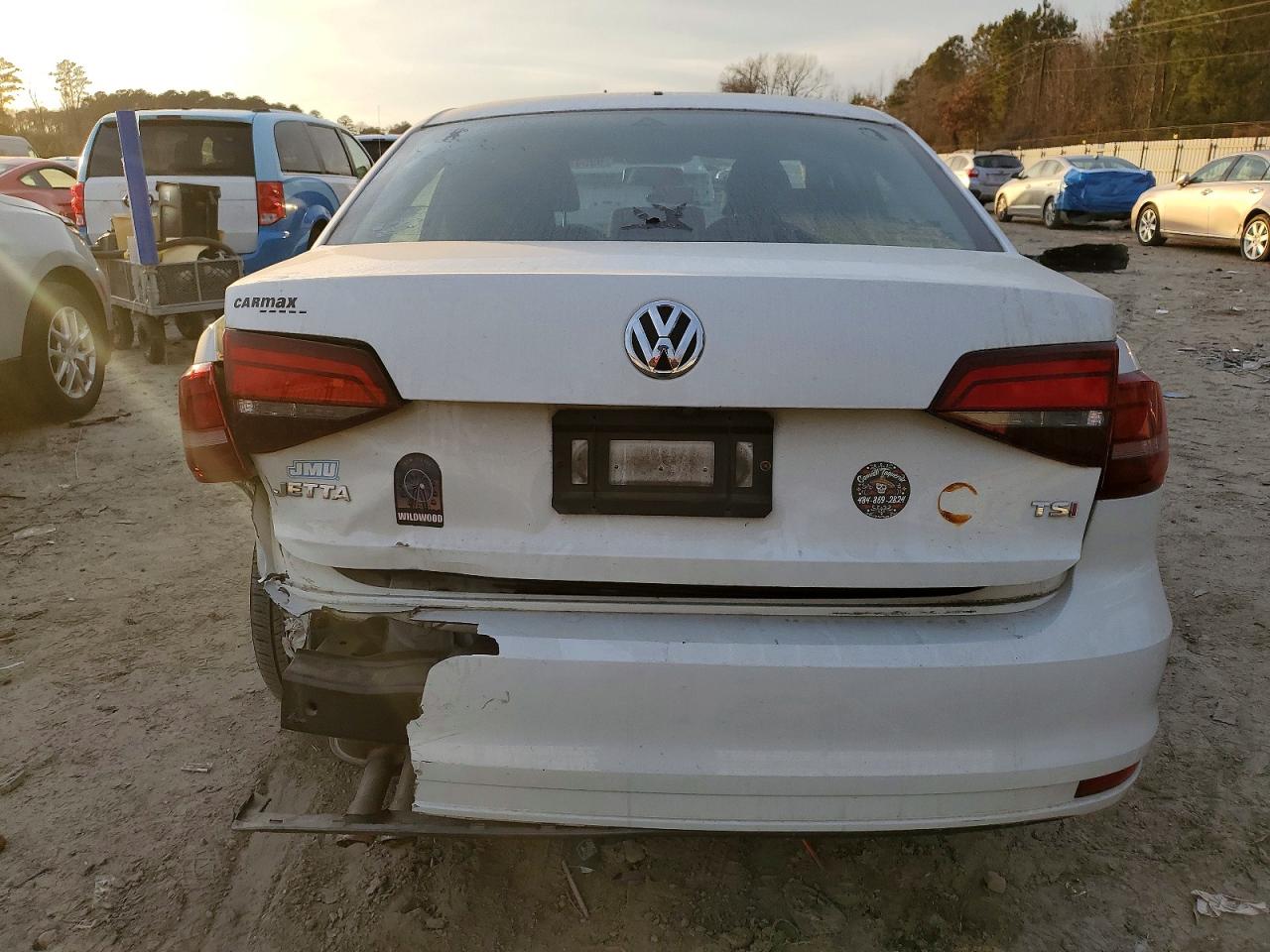 2017 VOLKSWAGEN JETTA S photo 6