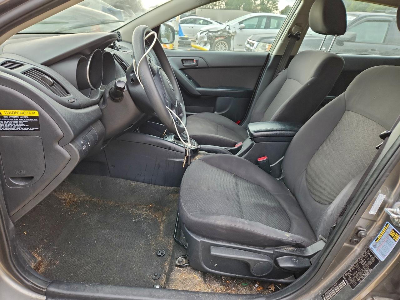 2012 KIA FORTE EX photo 7