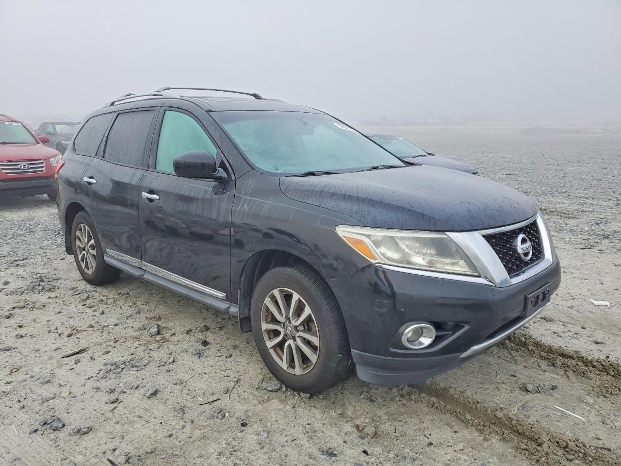 2013 NISSAN PATHFINDER S photo 4