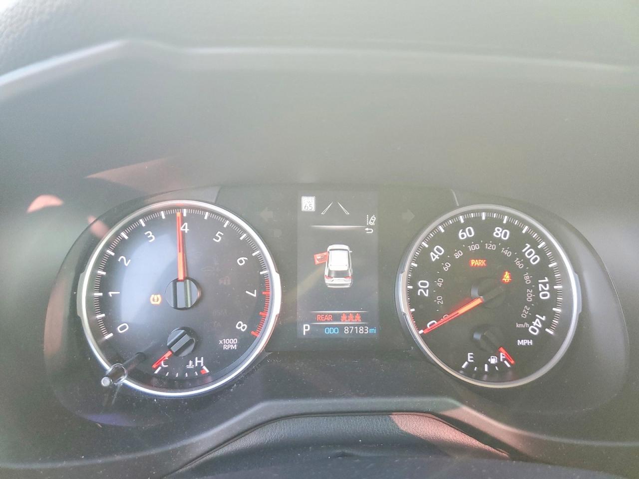 2022 TOYOTA RAV4 LE photo 17