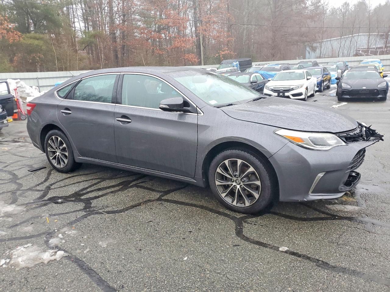 2016 TOYOTA AVALON XLE photo 4