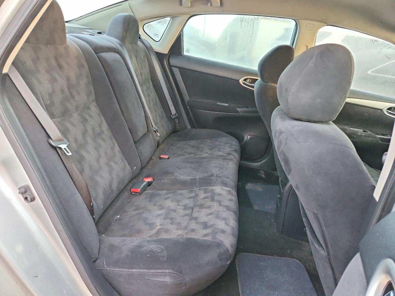2013 NISSAN SENTRA S photo 10