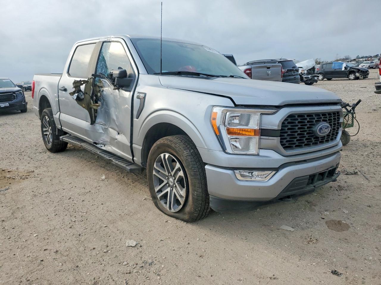 2022 FORD F150 SUPERCREW photo 4