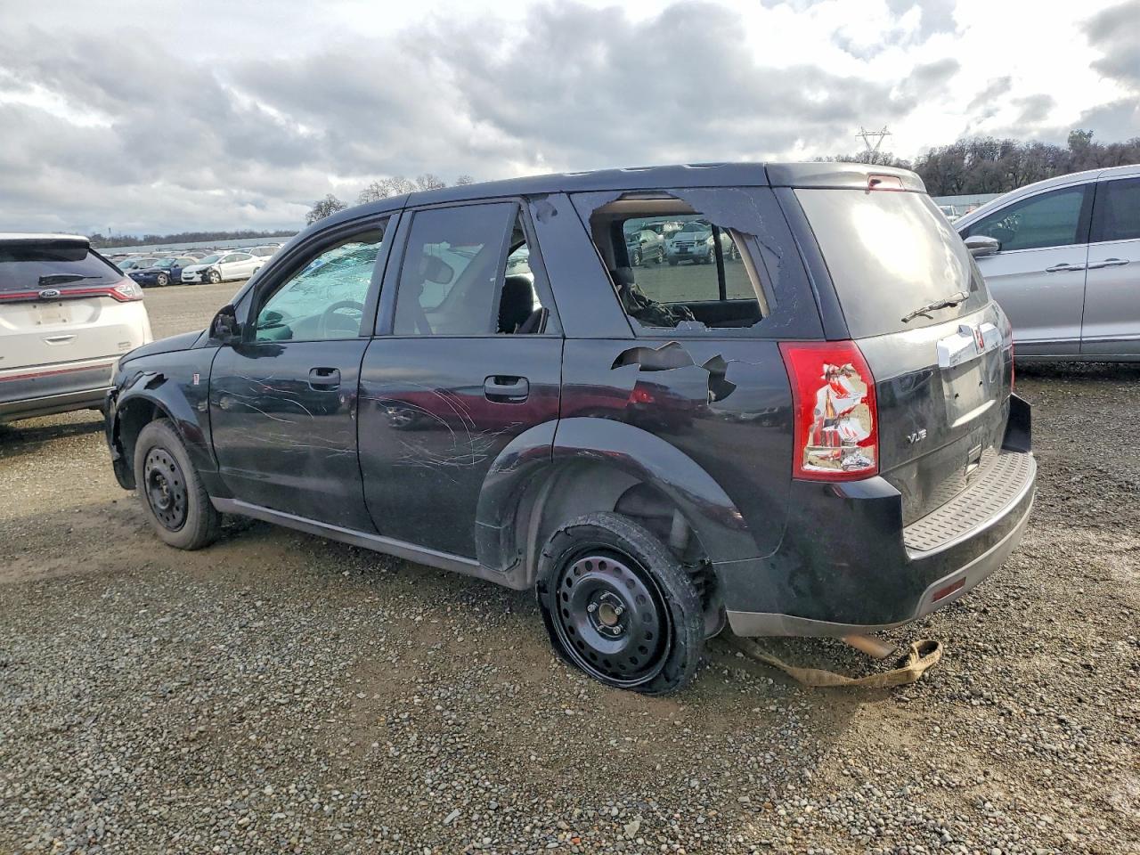 2006 SATURN VUE photo 2