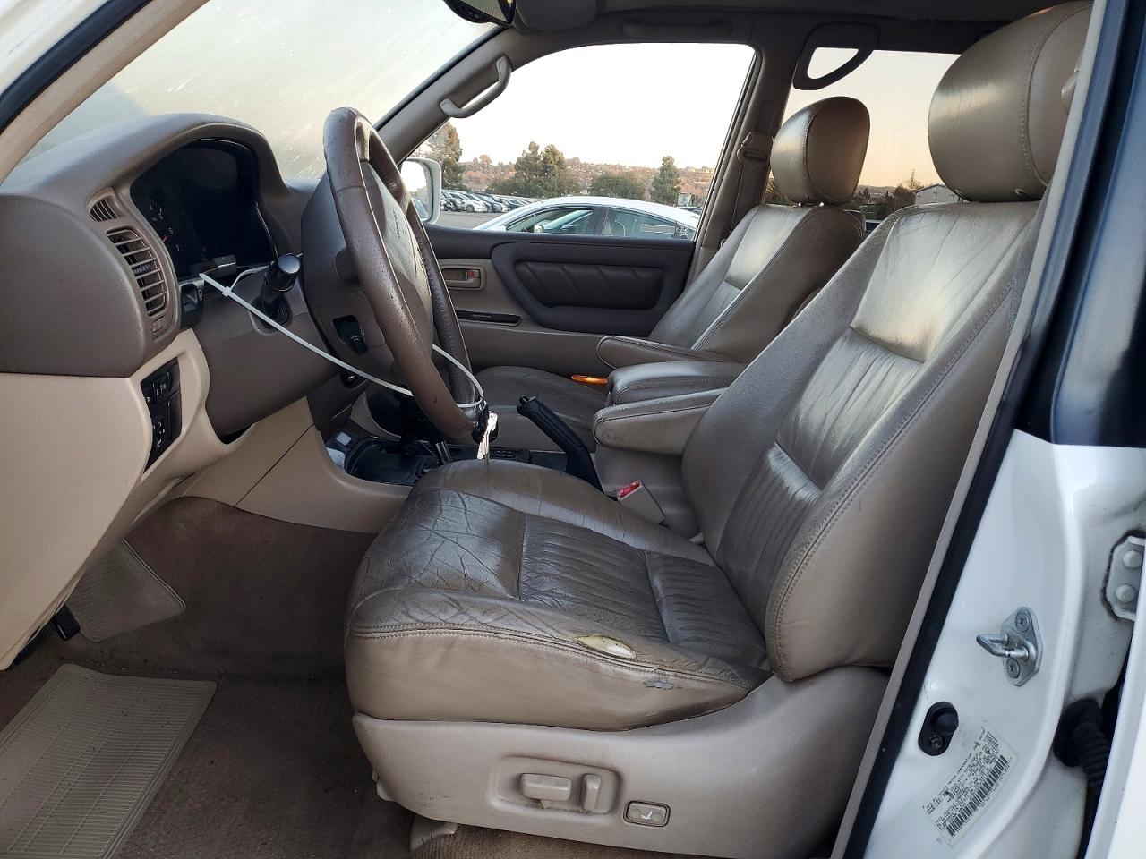 2000 TOYOTA LAND CRUISER photo 7