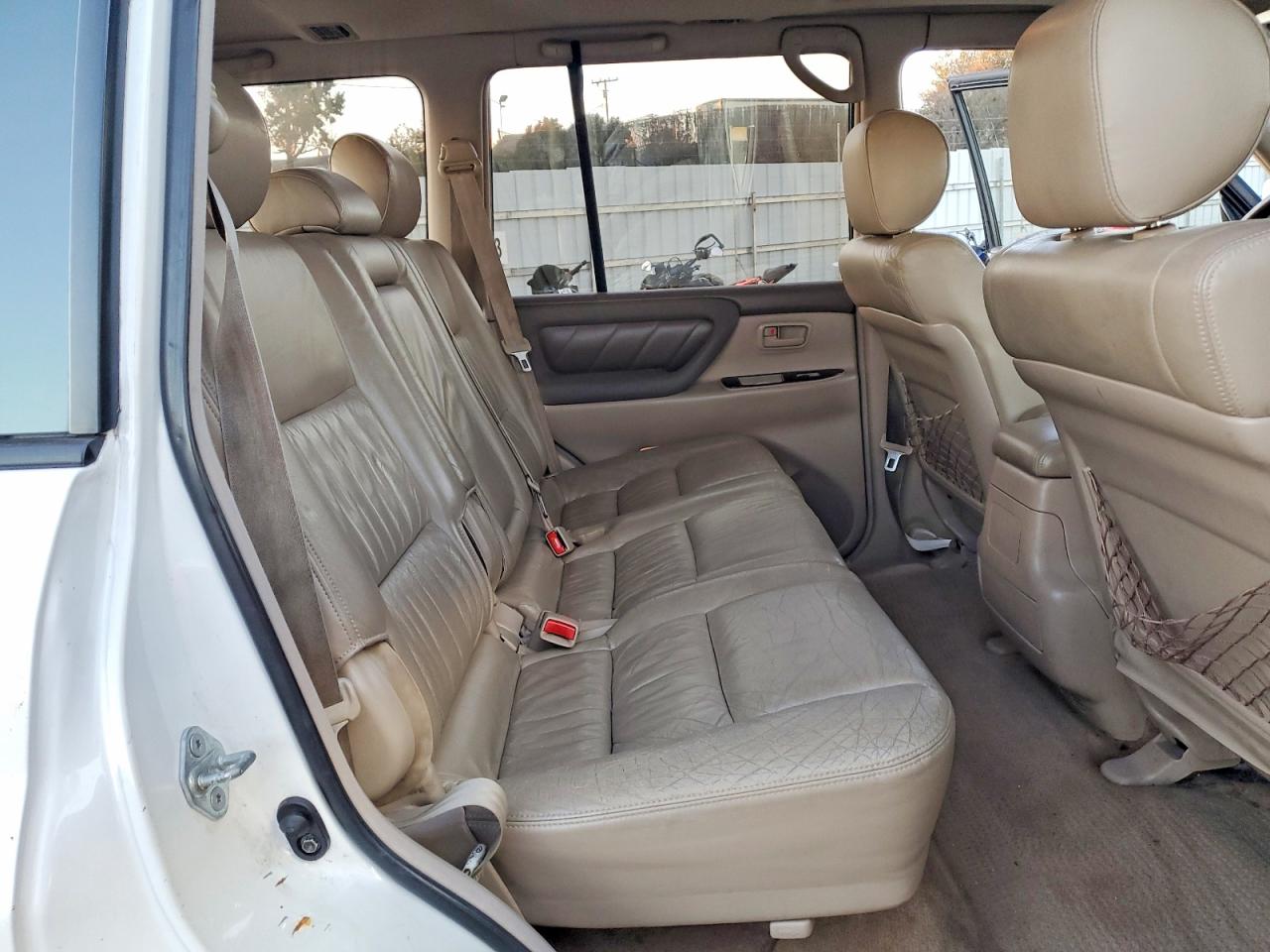 2000 TOYOTA LAND CRUISER photo 11