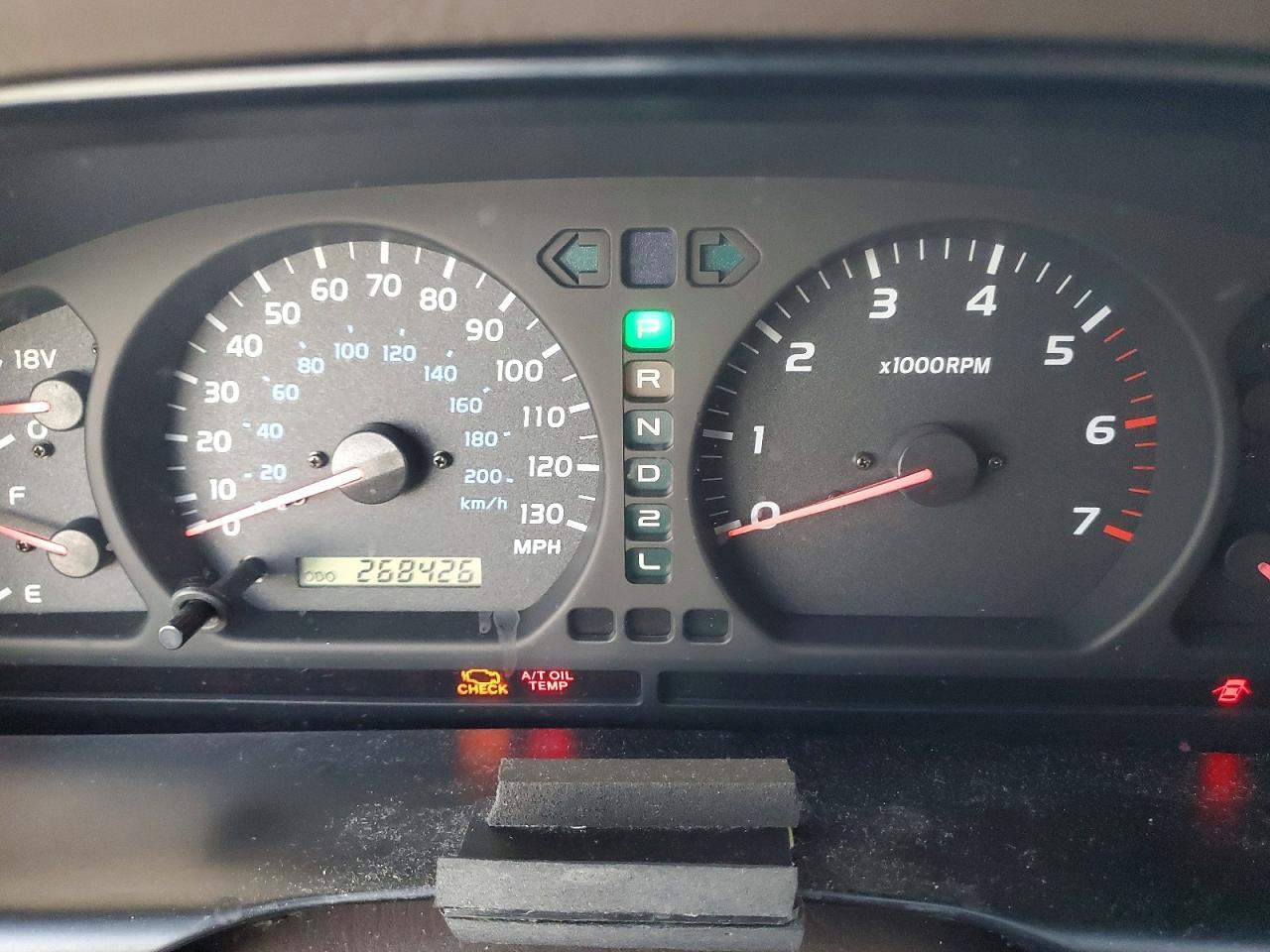 2000 TOYOTA LAND CRUISER photo 9