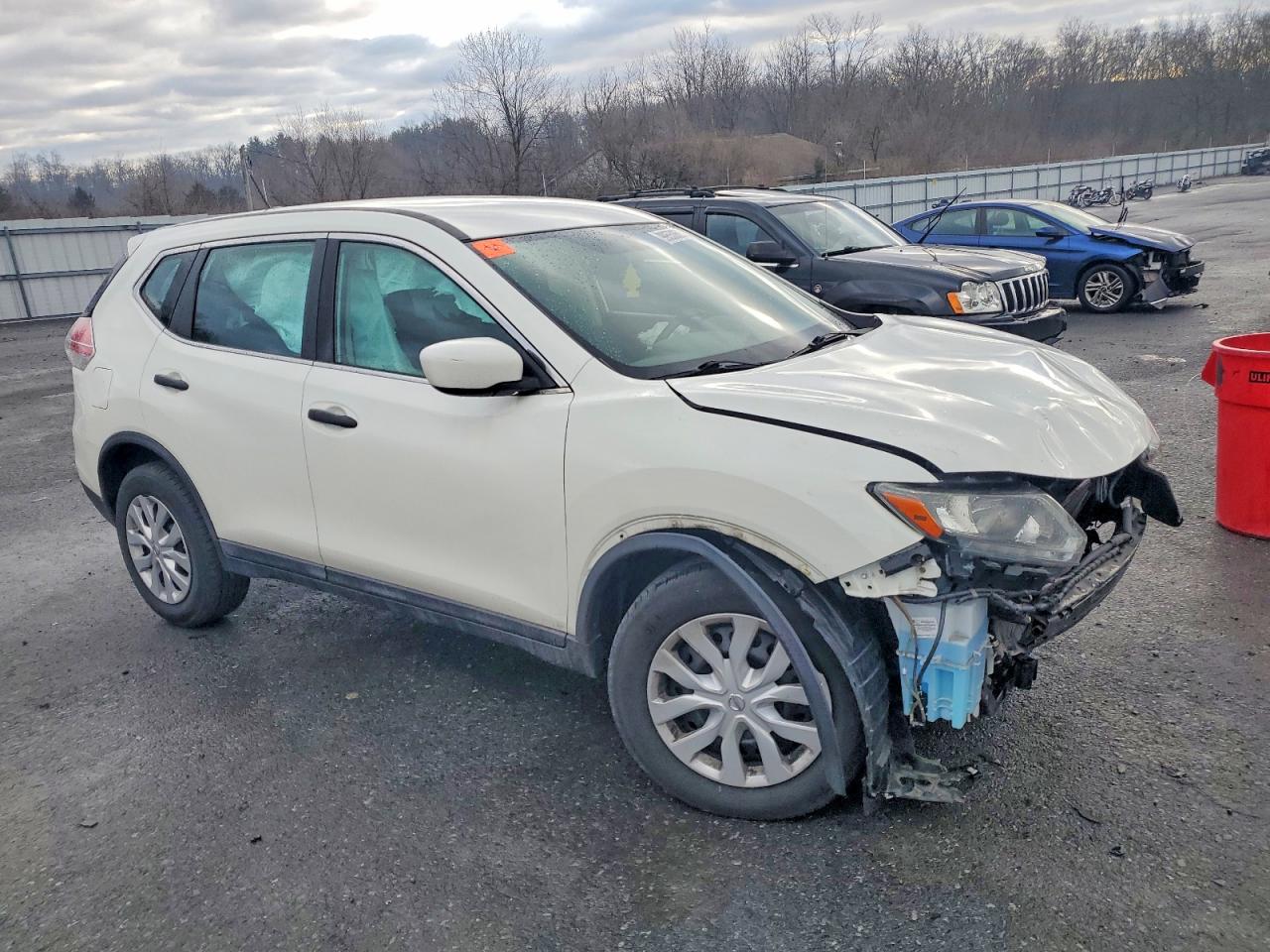 2016 NISSAN ROGUE S photo 4