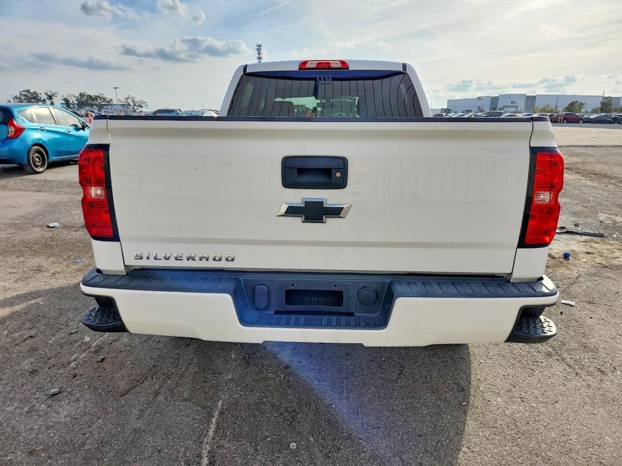 2018 CHEVROLET SILVERADO C1500 CUSTOM photo 6