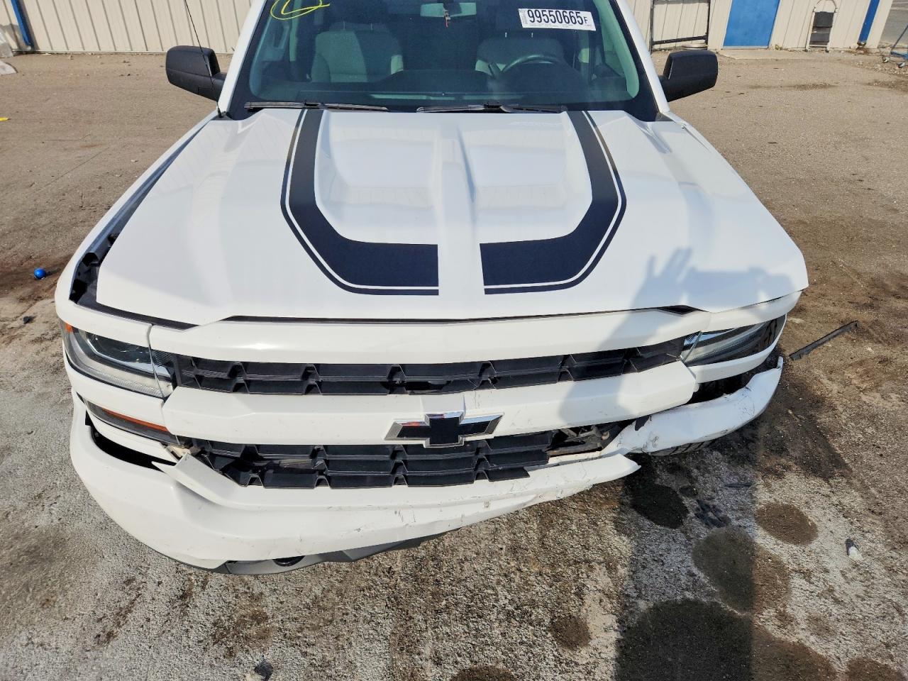 2018 CHEVROLET SILVERADO C1500 CUSTOM photo 11