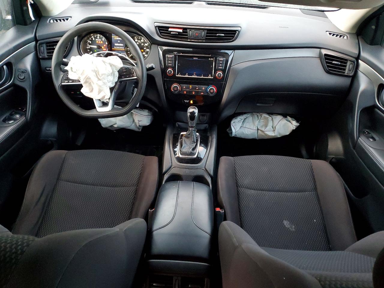 2020 NISSAN ROGUE SPORT S photo 8