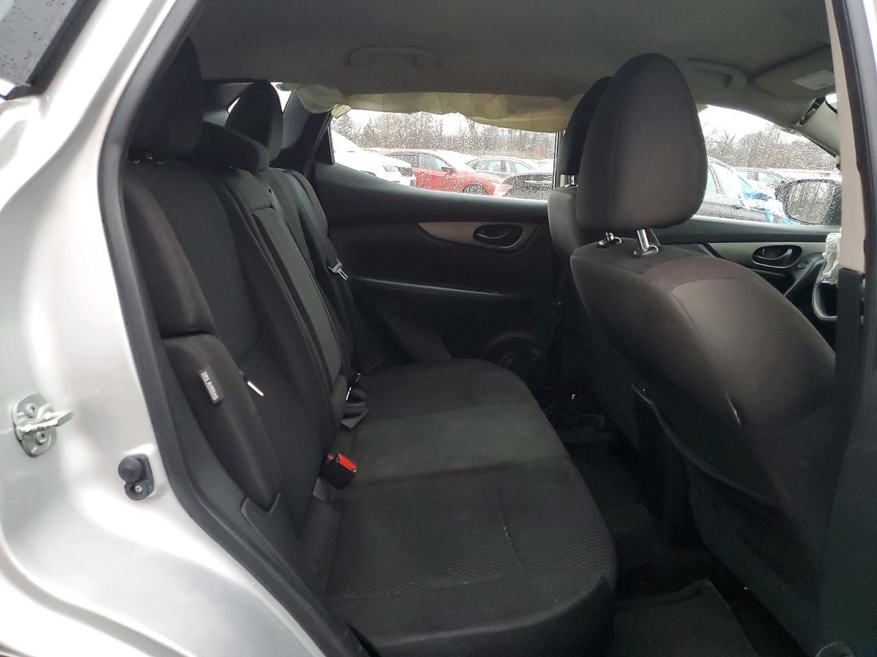 2020 NISSAN ROGUE SPORT S photo 11