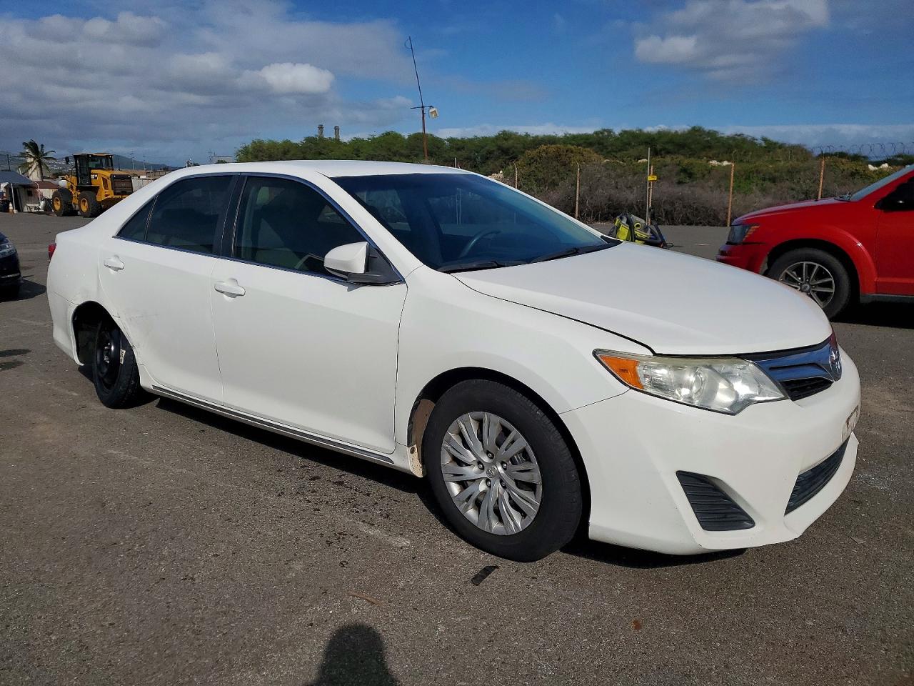 2012 TOYOTA CAMRY BASE photo 4